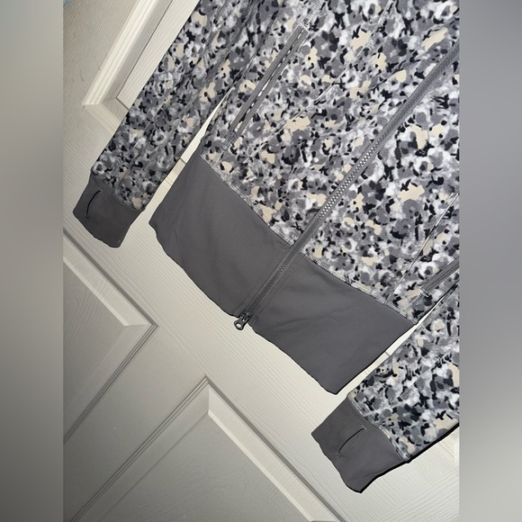 Lululemon rise and shine women’s grey pattern dual full zip jacket 4 athleisure - Picture 2 of 11